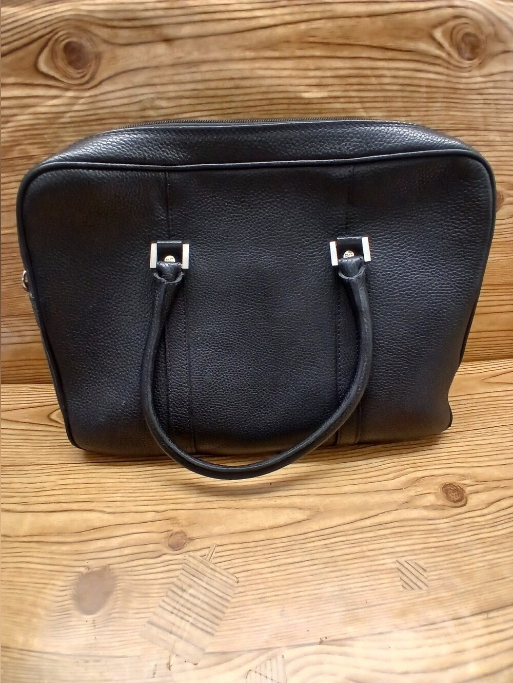 Classic Black Leather Unisex Briefcase with Gold Accent Hardware